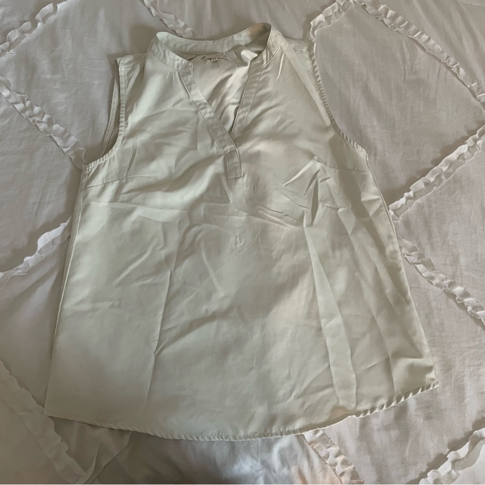 Mud Pie Cream Sleeveless Top